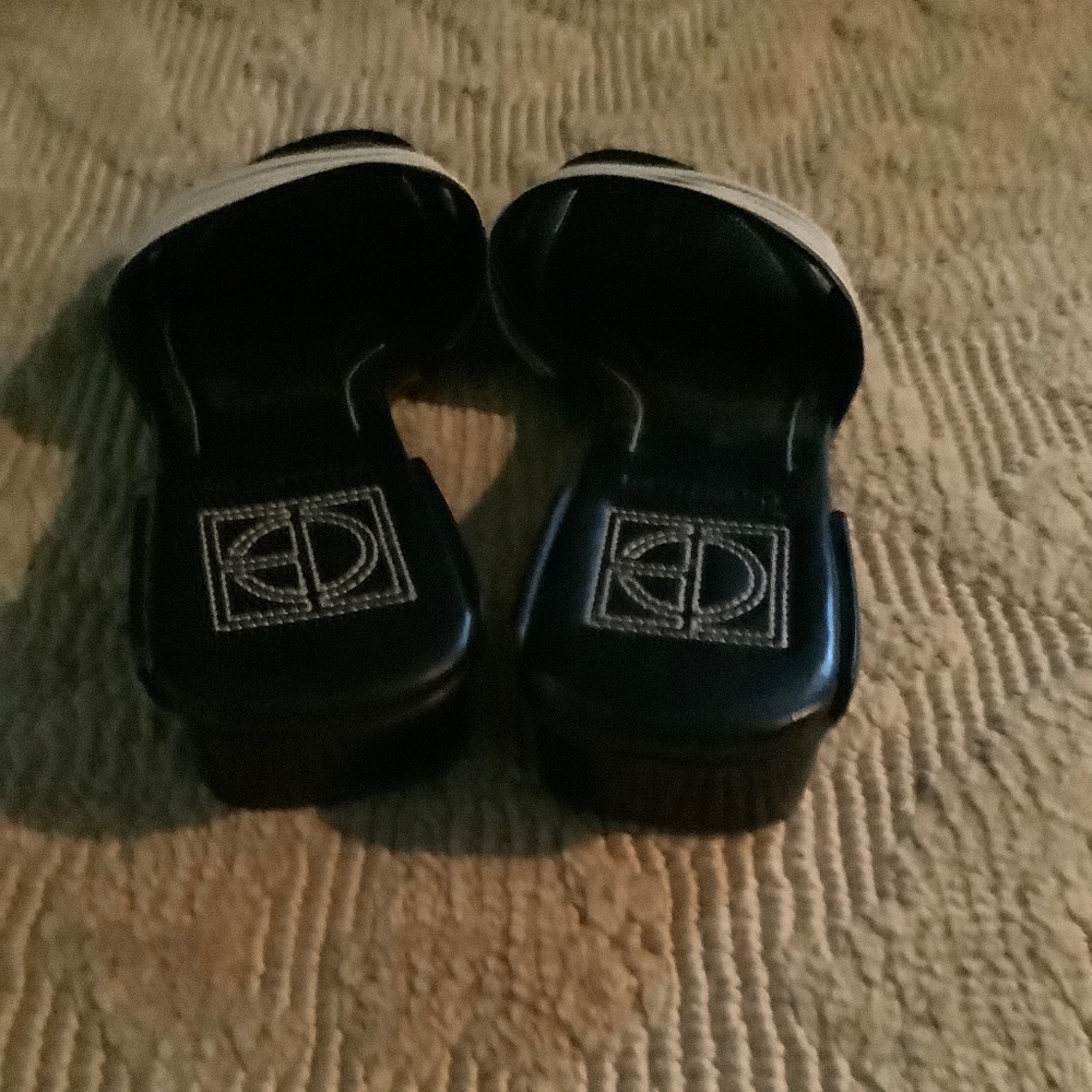 Slide shoe - Picture 3 of 4